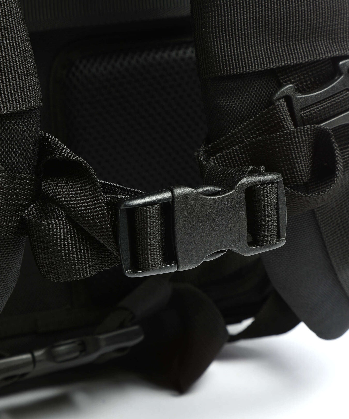 Aleon Classic 17 Backpack platinum