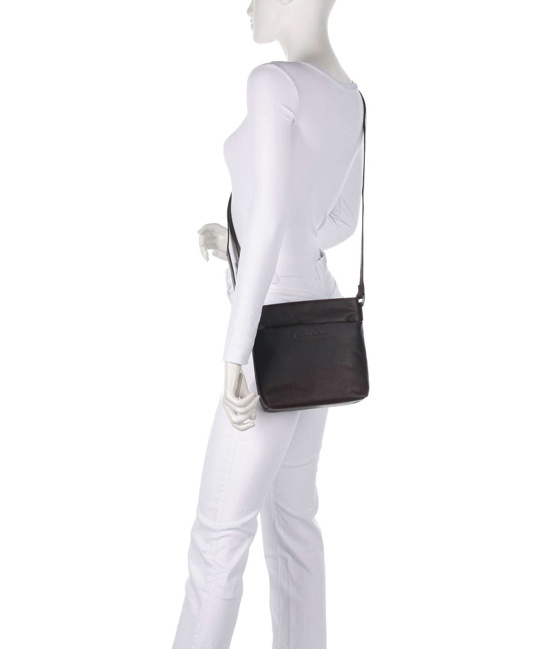 The Chesterfield Brand Wax Pull Up Cow Navene Crossbody bag brown
