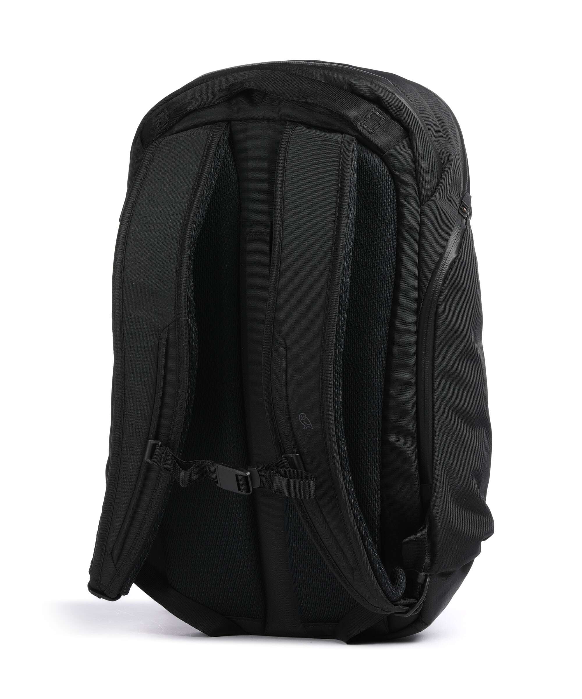 Bellroy Transit 22 Pro Backpack black
