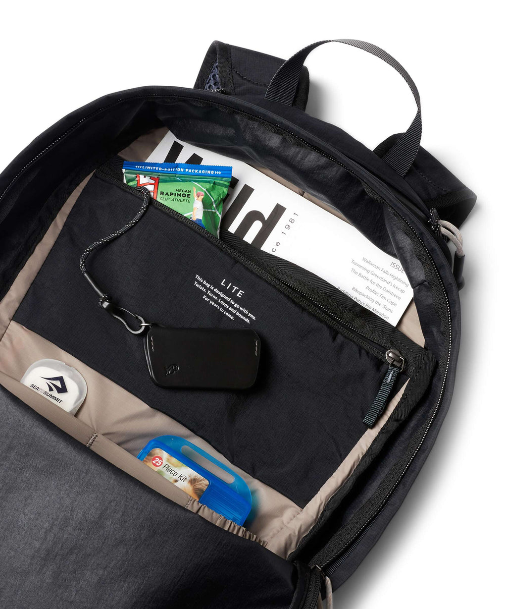 Bellroy Lite 20 Backpack black