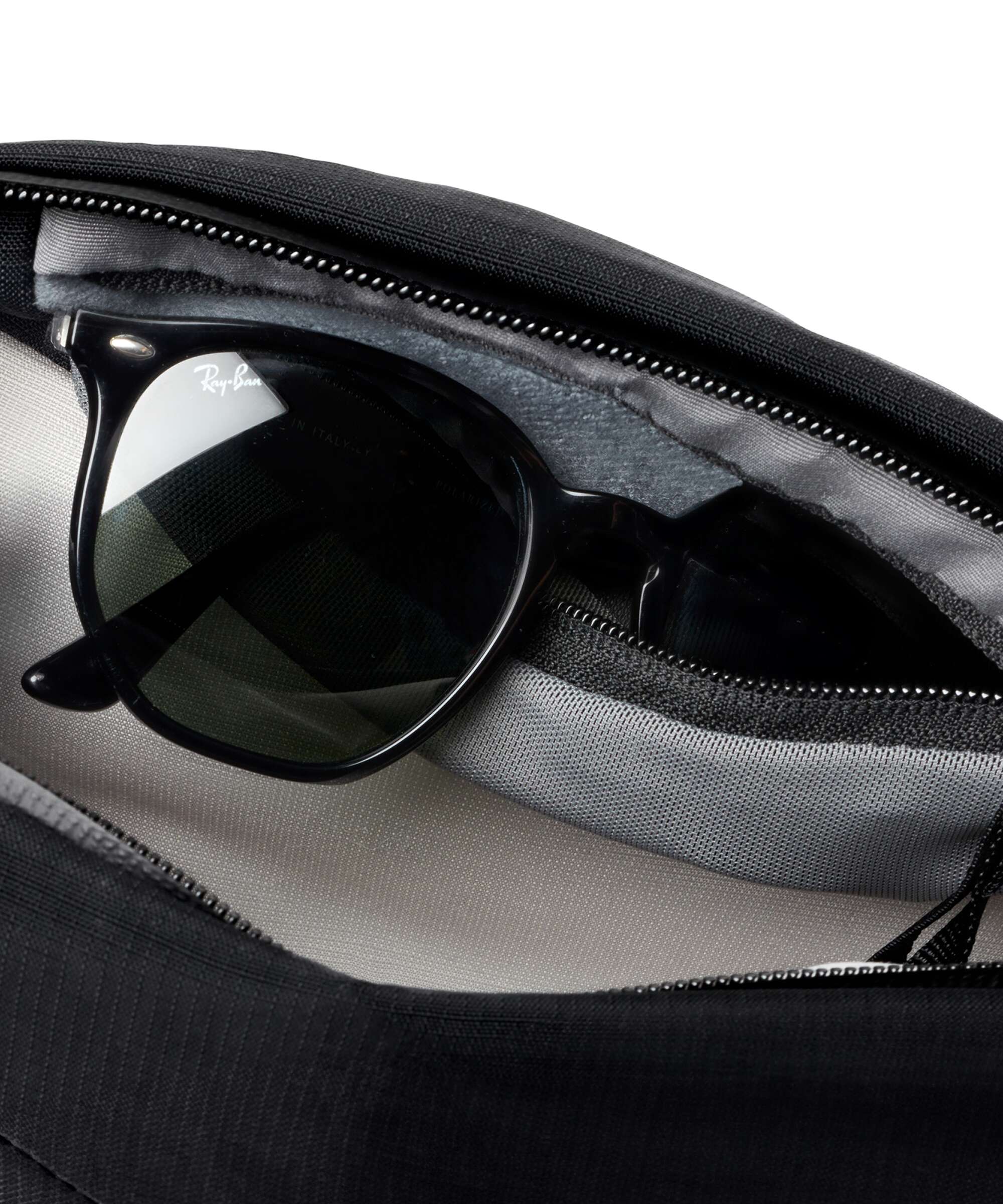 Bellroy Venture 6L Sling bag black