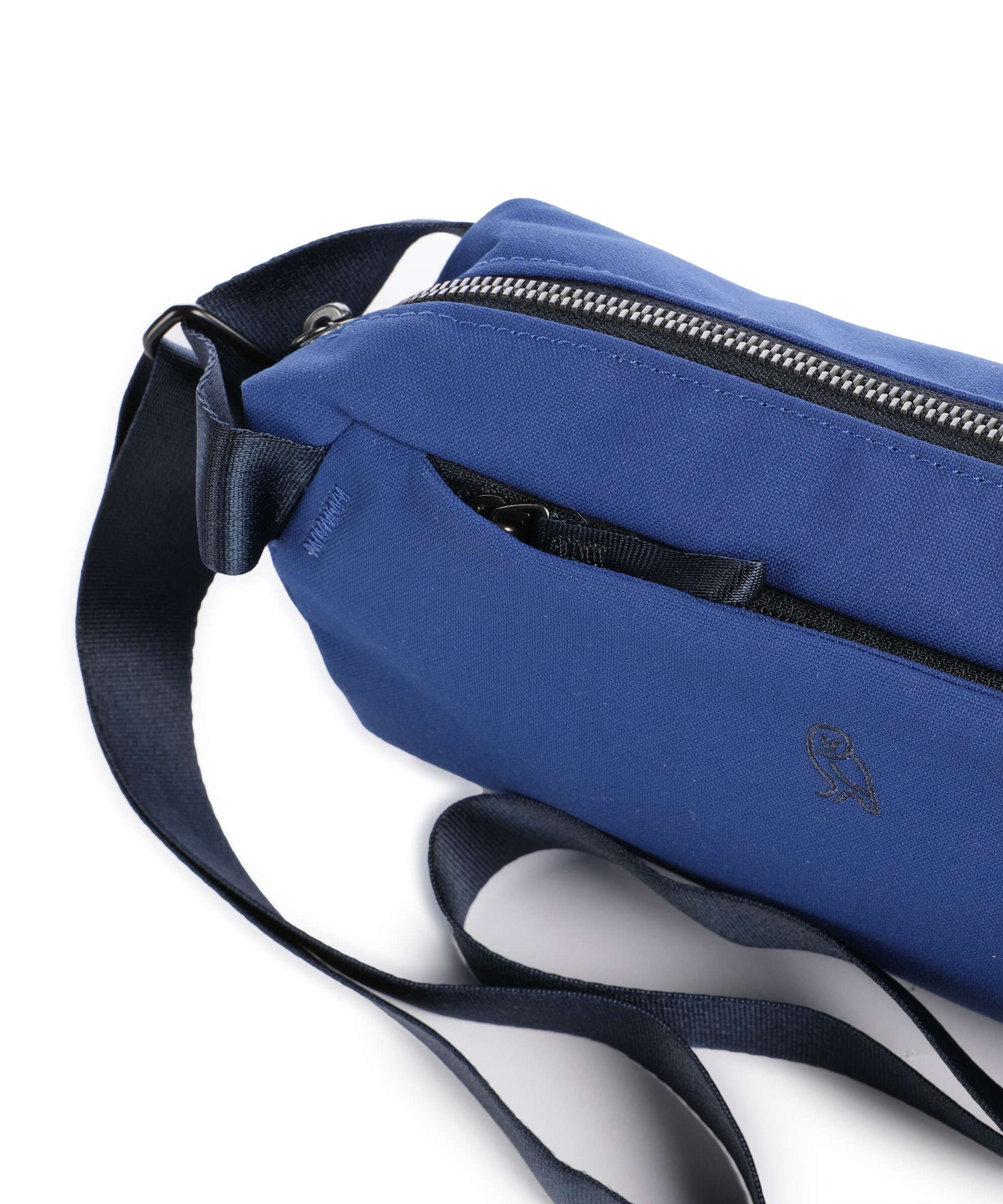 Bellroy Classic 3 Sling bag indigo